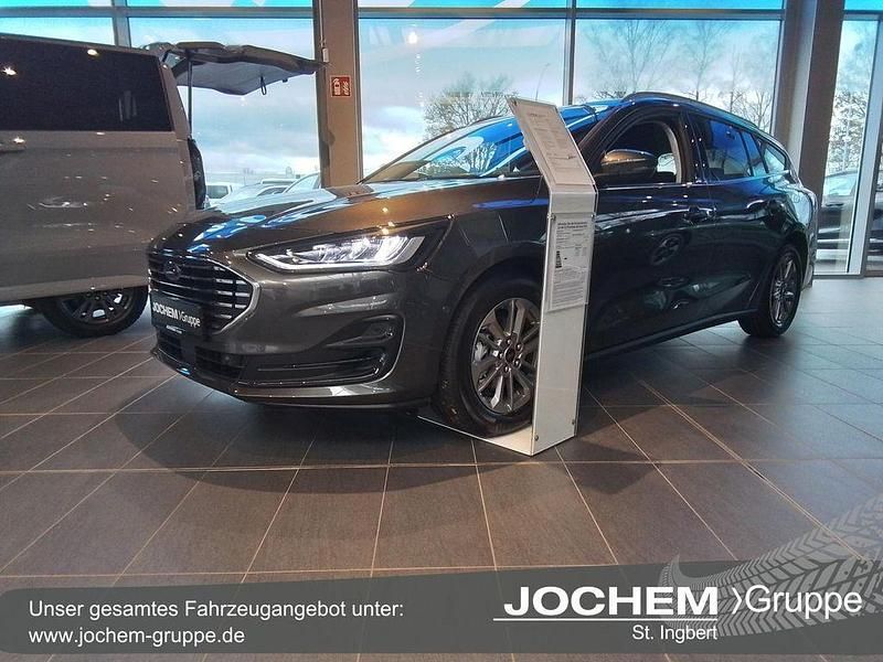 Neu Ford Focus 155 PS (114 kW) 2026 Grau Limousine