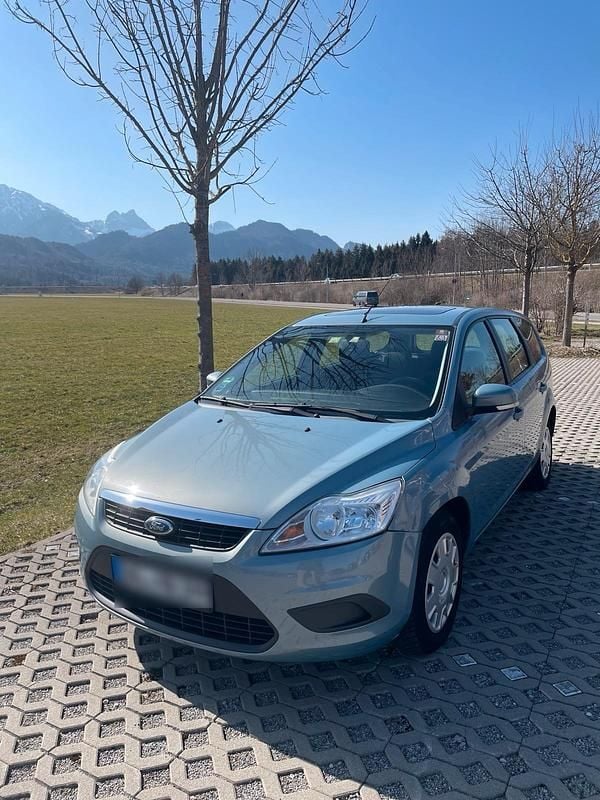 Blau Gebraucht 2008 Ford Focus Kombi | 700 € (Superpreis) - Bild 1/4