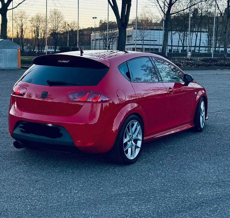 Gebraucht Seat Leon CUPRA 265 PS (194 kW) 2011 Rot Limousine