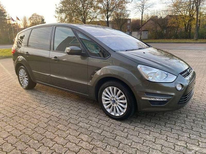 Gebraucht Ford S-MAX Trend 116 PS (85 kW) 2015 Grün Van / Kleinbus