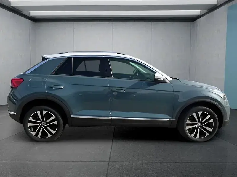 Gebraucht VW T-Roc 150 PS (110 kW) 2019 Blau SUV