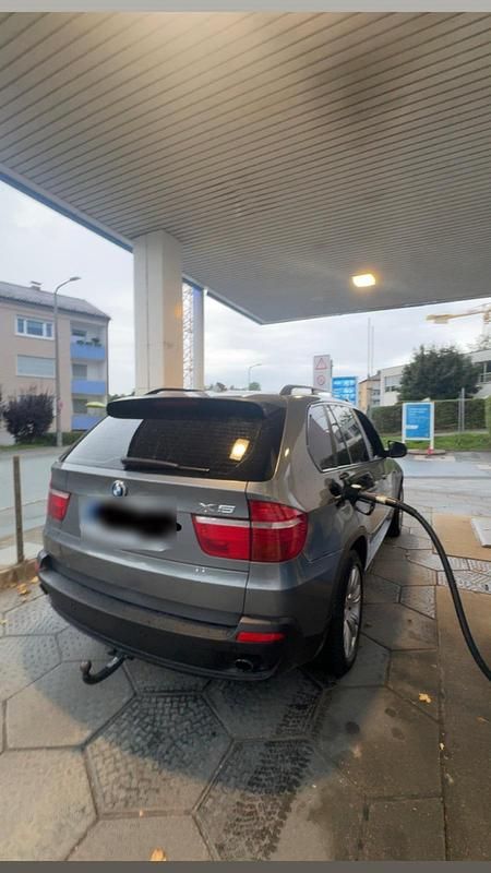 Gebraucht BMW X5 235 PS (172 kW) 2008 Grau SUV