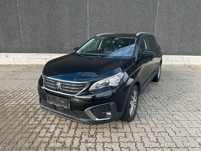 Schwarz Gebraucht 2018 Peugeot 5008 Active Van / Kleinbus | 13.500 € (Fairer Preis) - Bild 1/4
