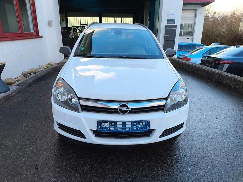 Gebraucht Opel Astra 125 PS (91 kW) 2009 Weiß Limousine