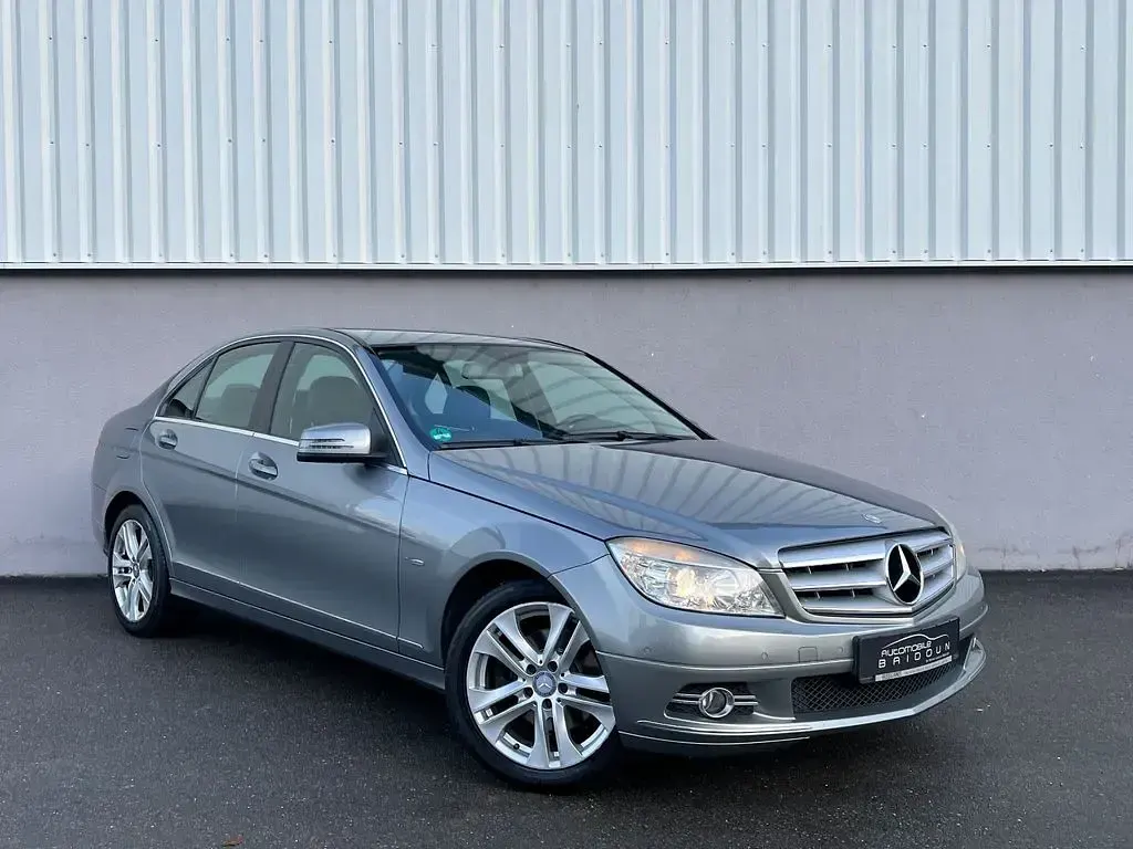 Gebraucht Mercedes C250 Avantgarde 204 PS (150 kW) 2010 Silber Limousine