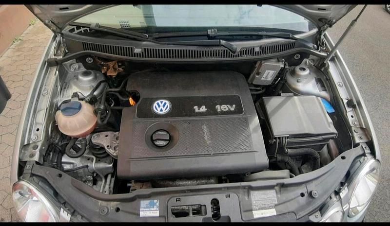 Second-hand VW Polo 75 CP (55 kW) 2002