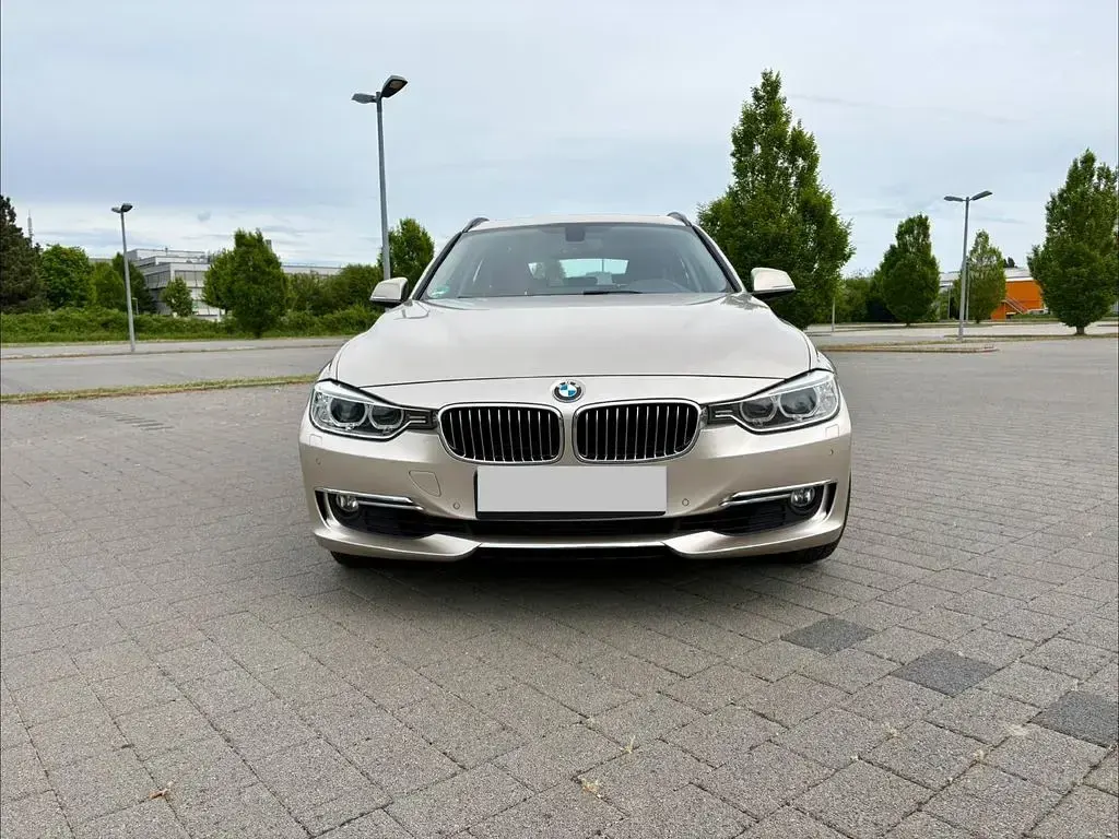 Gebraucht BMW 330 Luxury Line 258 PS (189 kW) 2013 Gold Kombi