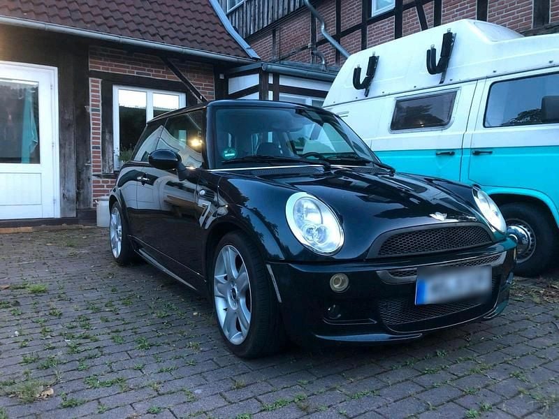 Schwarz Gebraucht 2006 Mini John Cooper Works Kleinwagen | 2.000 € (Fairer Preis) - Bild 1/4