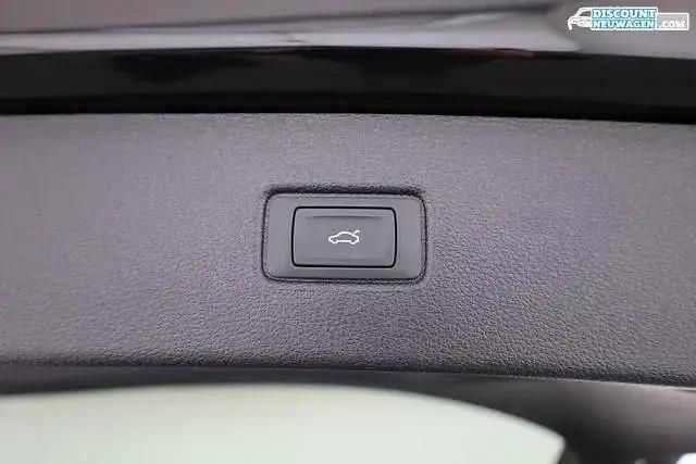 Mythos schwarz metallic Neu 2025 Audi Q7 SUV | 71.895 € - Bild 1/4