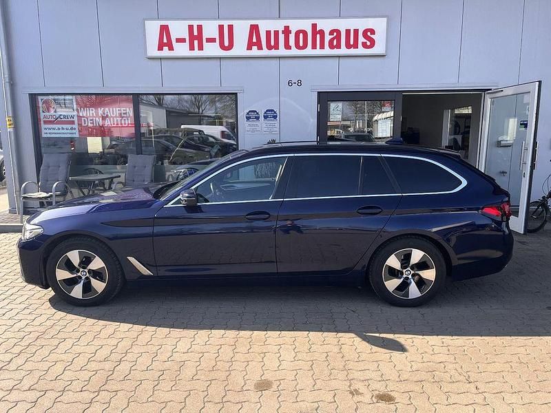 Gebraucht BMW 520 190 PS (139 kW) 2022 Blau Kombi