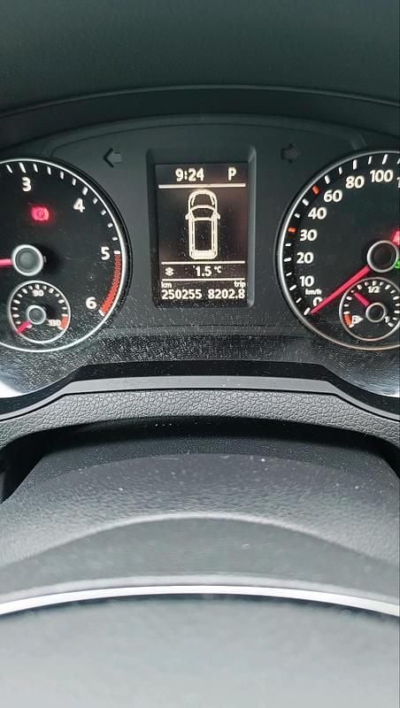 Gebraucht VW Sharan 150 PS (110 kW) 2016 Schwarz Van / Kleinbus