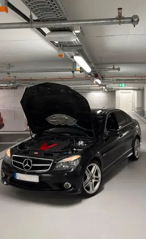 Gebraucht Mercedes C320 Avantgarde 165 PS (121 kW) 2009 Schwarz Limousine