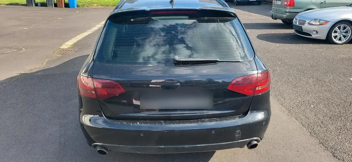Gebraucht Audi A4 180 PS (132 kW) 2010 Schwarz Kombi
