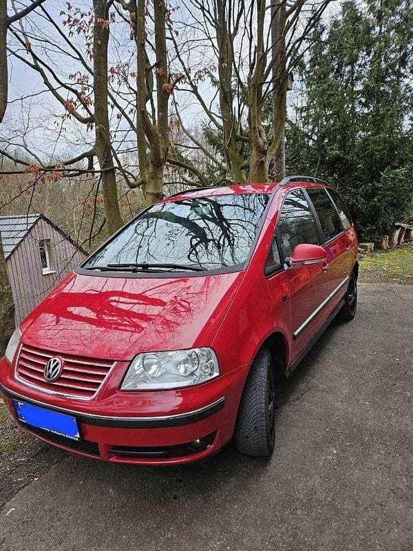 Gebraucht VW Sharan United 140 PS (102 kW) 2009 Rot Van / Kleinbus