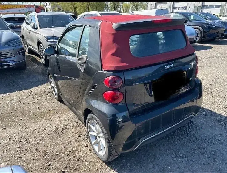 Gebraucht Smart ForTwo Cabrio 71 PS (52 kW) 2013 Schwarz Cabrio
