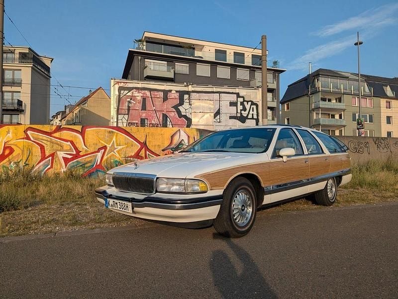 Weiß Gebraucht 1992 Buick Roadmaster Kombi | 11.500 € - Bild 1/4