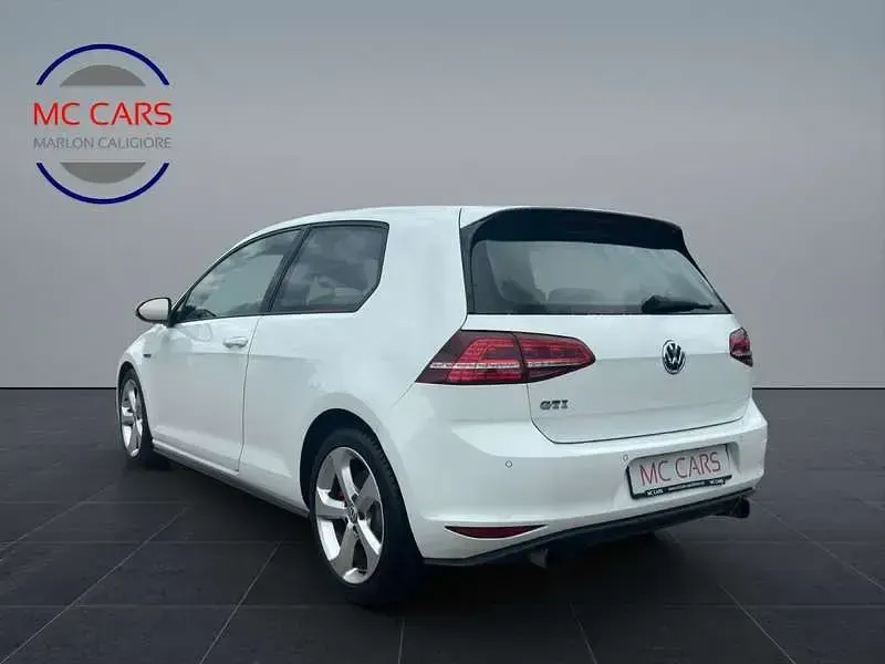 Gebraucht VW Golf VII GTI 220 PS (161 kW) 2014 Weiß Coupé