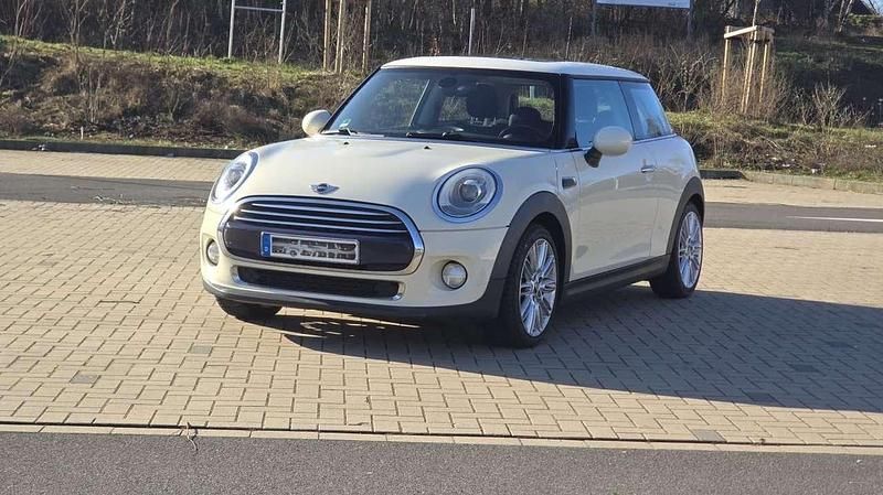 Gebraucht Mini Cooper 136 PS (100 kW) 2015 Weiß Kleinwagen