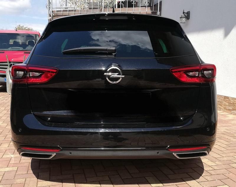 Gebraucht Opel Insignia GS Line 174 PS (127 kW) 2021 Schwarz Kombi