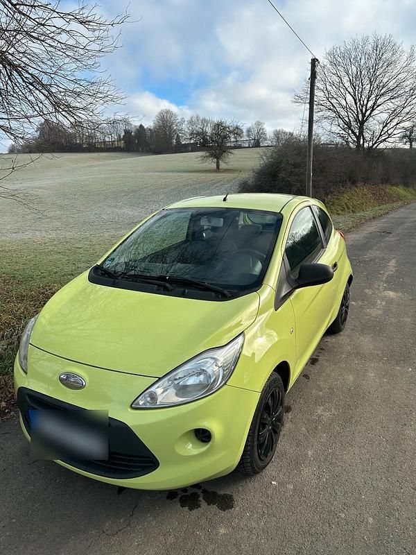 Grün Gebraucht 2009 Ford Ka Kleinwagen | 2.200 € (Fairer Preis) - Bild 1/4