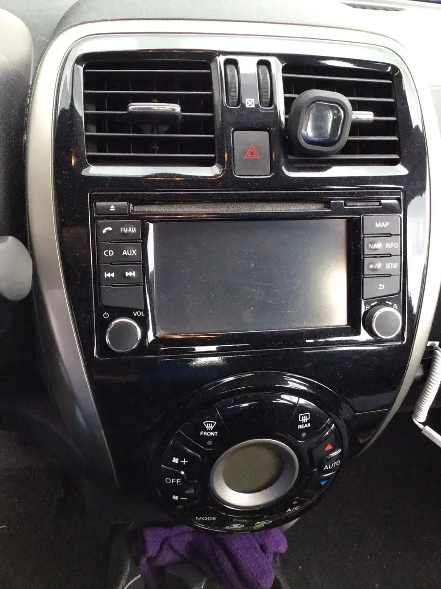Gebraucht Nissan Micra 80 PS (58 kW) 2013 Grau Kleinwagen
