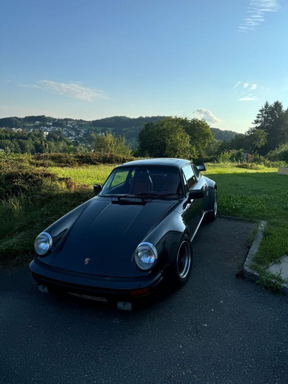 Grau Gebraucht 1980 Porsche 930 Coupé | 119.000 € - Bild 1/4