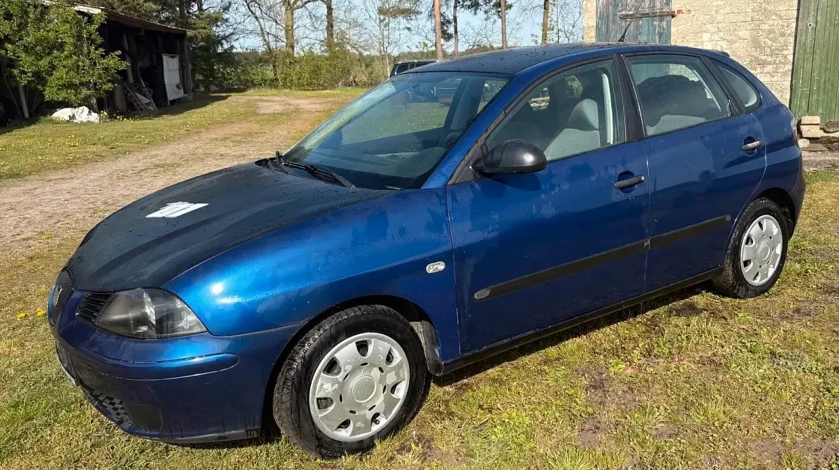 Second-hand Seat Ibiza 75 CP (55 kW) 2003 Albastru Hatchback