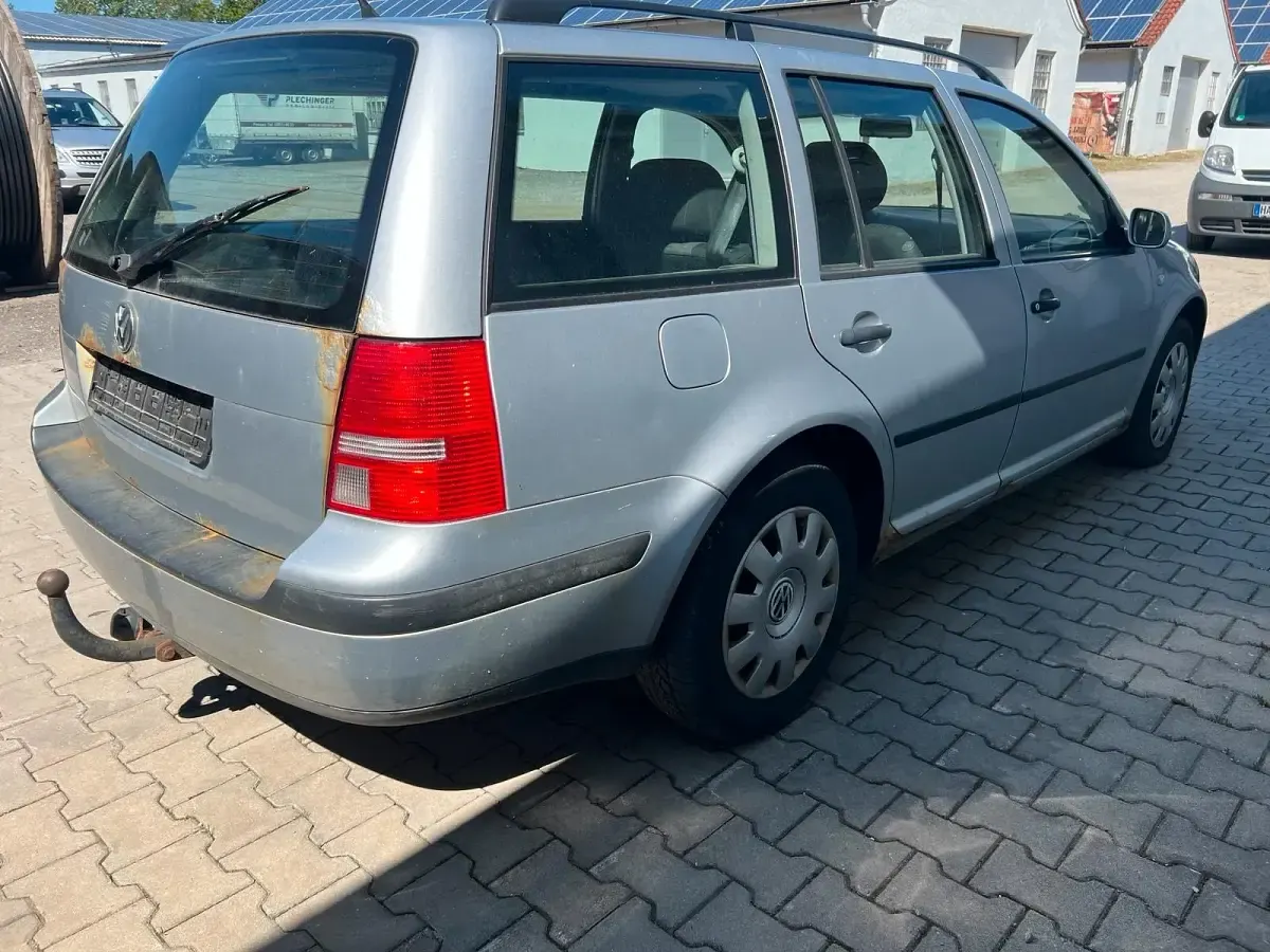 Używany VW Golf IV 100 KM (73 kW) 2004 Srebrny Kombi