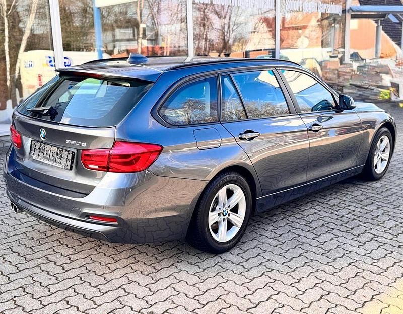Second-hand BMW 320 Advantage 190 CP (139 kW) 2015 Argintiu Break