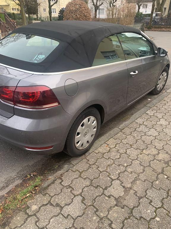 Gebraucht VW Golf Cabriolet 122 PS (89 kW) 2014 Grau Cabrio