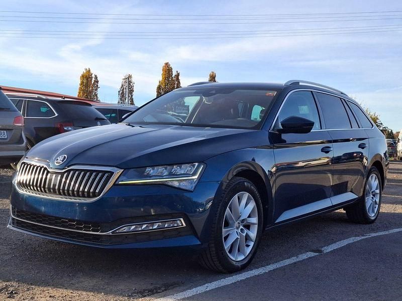 Blau Gebraucht 2021 Skoda Superb Style Kombi | 15.990 € (Guter Preis) - Bild 1/4