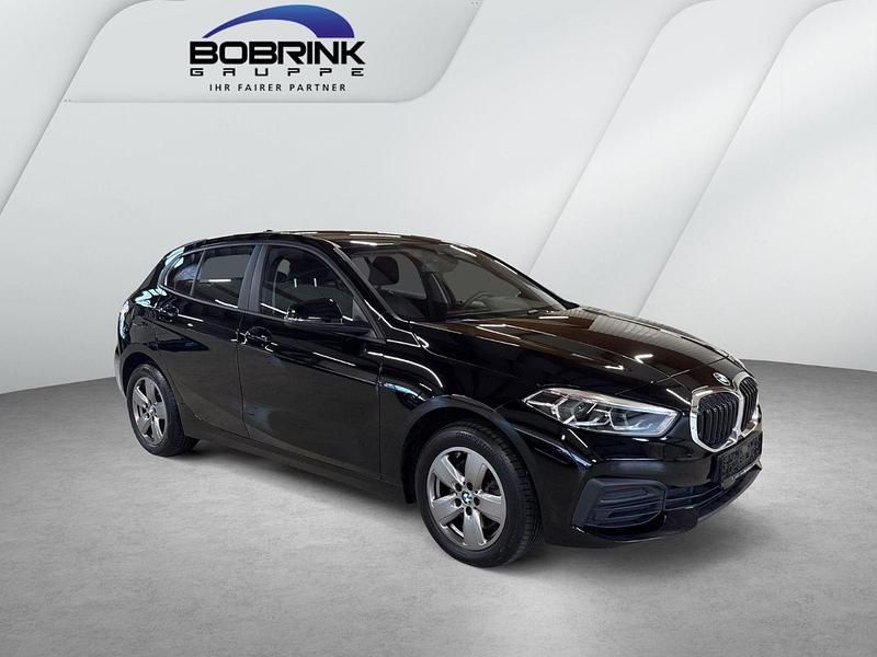 Gebraucht BMW 118 Advantage 136 PS (100 kW) 2023 Schwarz Kleinwagen