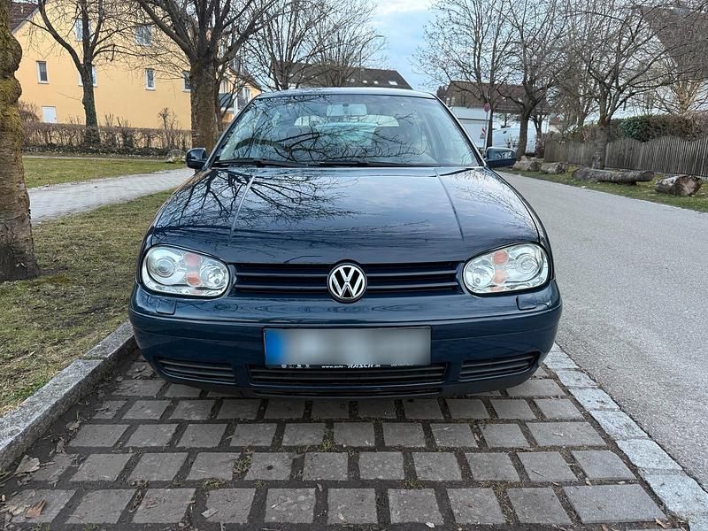 Gebraucht VW Golf IV Pacific 110 PS (80 kW) 2003 Blau Kleinwagen