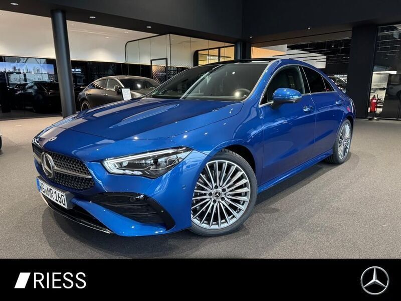 Blau Gebraucht 2024 Mercedes CLA200 AMG Coupé | 42.800 € (Teuer) - Bild 1/4