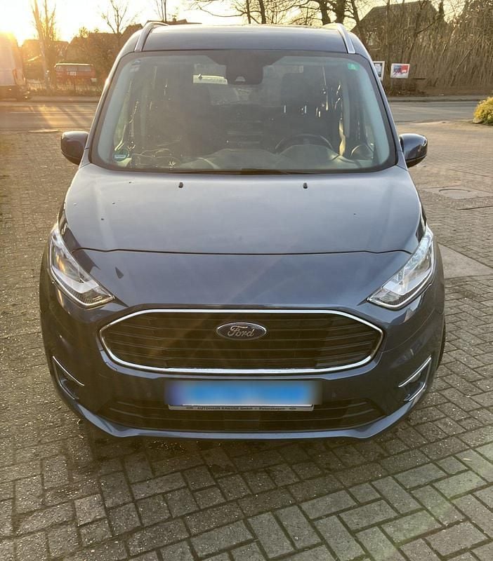 Blau Gebraucht 2018 Ford Tourneo Connect Van / Kleinbus | 14.500 € (Fairer Preis) - Bild 1/4