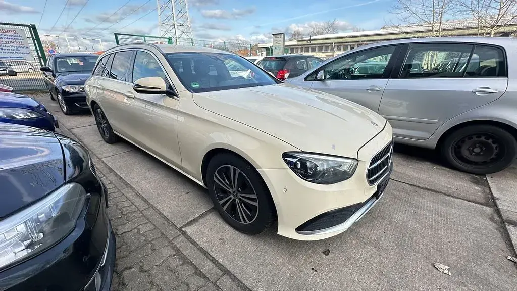Second-hand Mercedes E220 194 CP (142 kW) 2020 Break