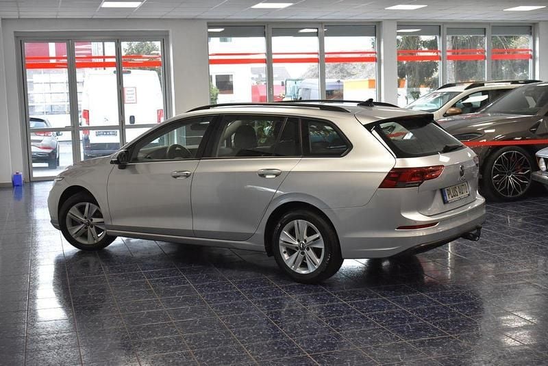 Gebraucht VW Golf VIII 116 PS (85 kW) 2021 Silber Kombi