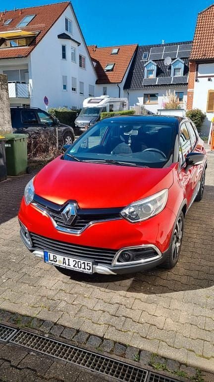 Gebraucht Renault Captur 120 PS (88 kW) 2015 Rot SUV