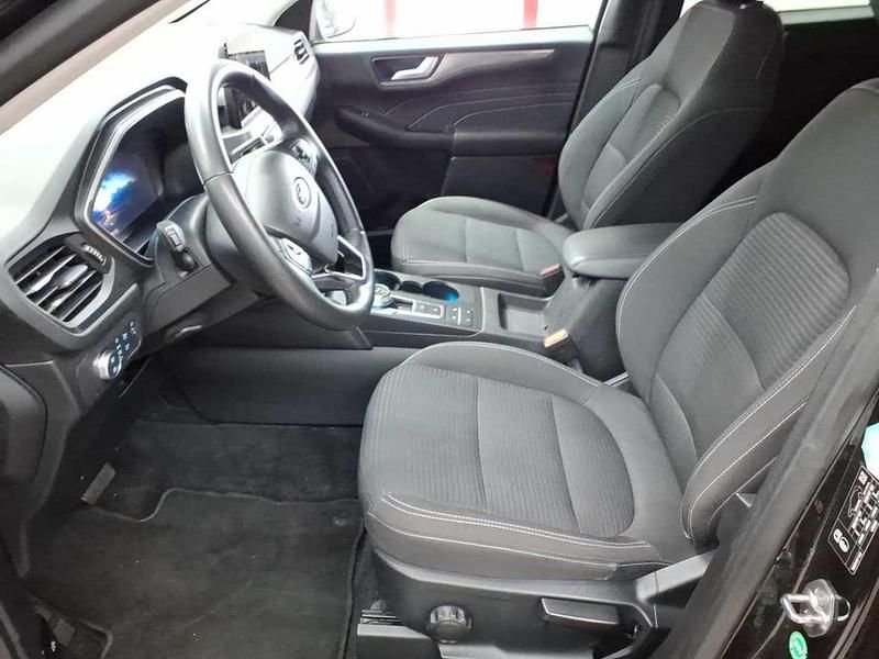 Gebraucht Ford Kuga Titanium 120 PS (88 kW) 2022 Agate black metallic SUV