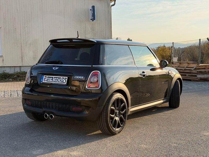 Gebraucht Mini Cooper S 174 PS (127 kW) 2009 Schwarz Kleinwagen