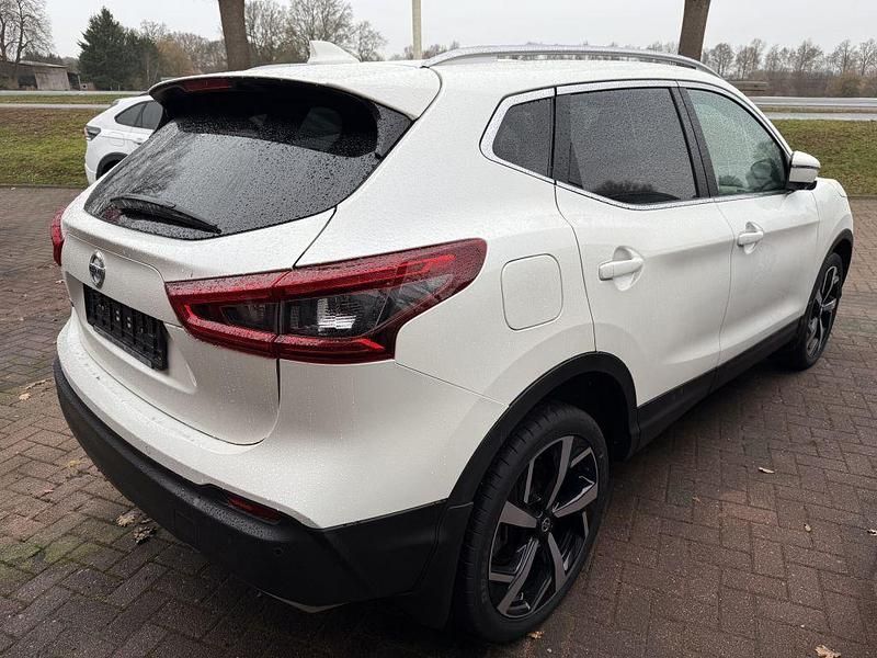 Gebraucht Nissan Qashqai Acenta 159 PS (116 kW) 2019 Weiß SUV