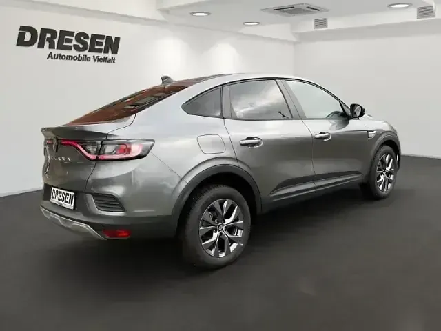 Gebraucht Renault Arkana Evolution 140 PS (102 kW) 2024 Graphit grau SUV