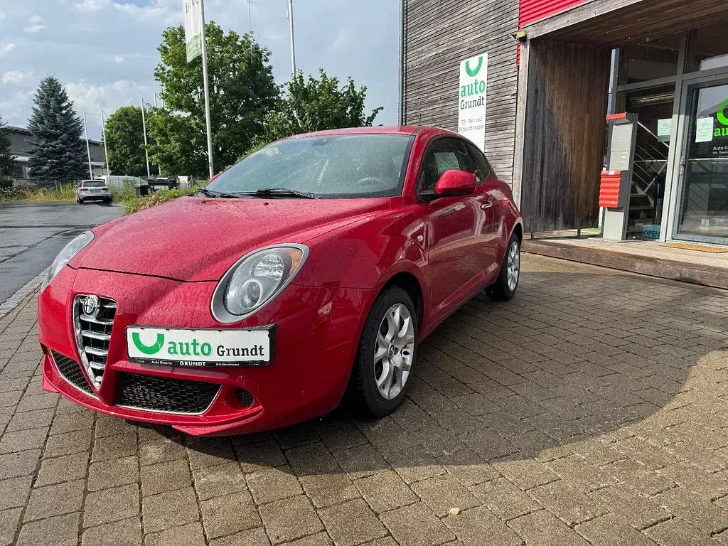 Gebraucht Alfa Romeo MiTo Impression 79 PS (58 kW) 2015 Rot Kleinwagen