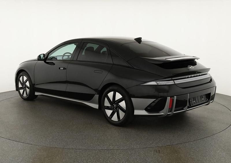 Gebraucht Hyundai Ioniq 6 167 kW (228 PS) 2024 Abyss black pearl Limousine