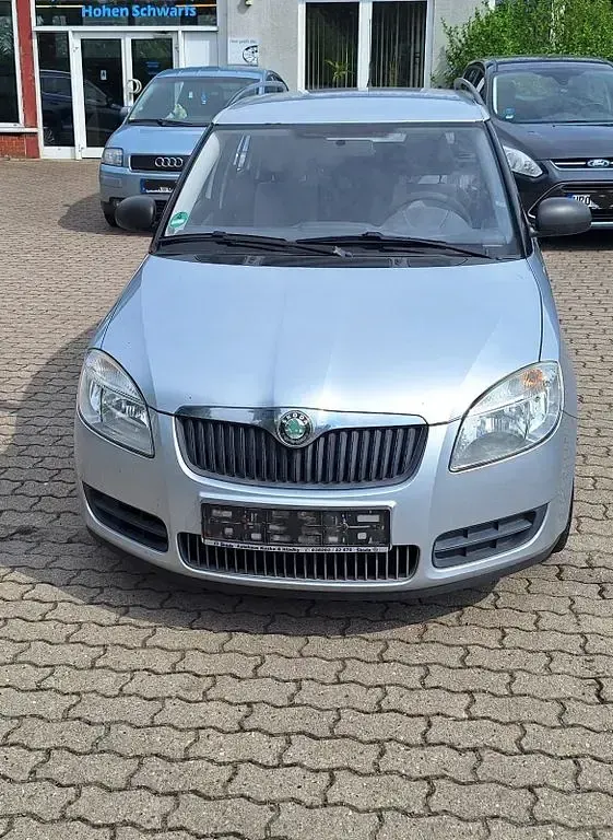 Gebraucht Skoda Fabia 60 PS (44 kW) 2009 Silber Kombi