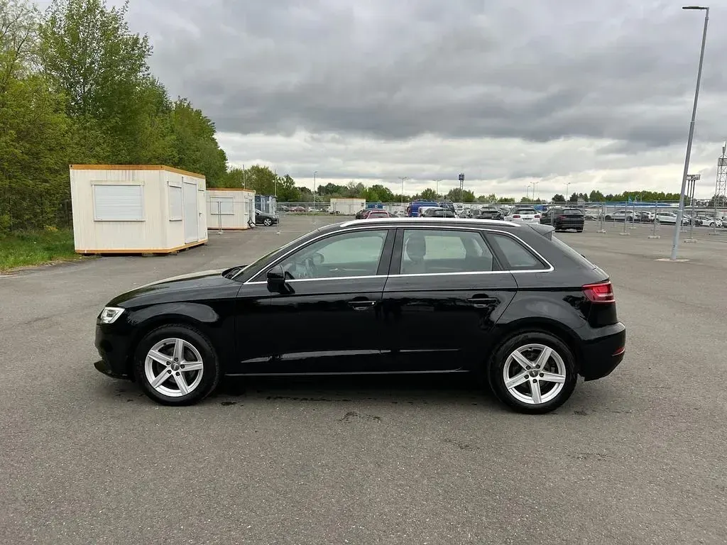 Usata Audi A3 Design 116 CV (85 kW) 2019 Nero Berlina