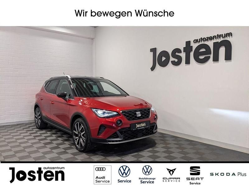 Rot (desire rot/dach schwarz) Gebraucht 2024 Seat Arona FR SUV | 23.990 € (Fairer Preis) - Bild 1/4