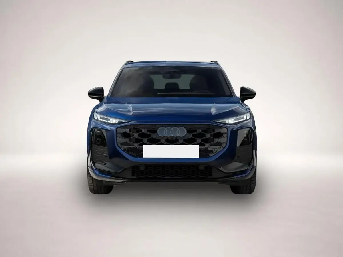 Neu Audi Q3 S-Line 150 PS (110 kW) 2026 Manufacturer SUV