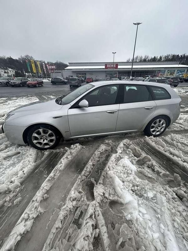 Gebraucht Alfa Romeo 159 Distinctive 150 PS (110 kW) 2006 Silber Kombi