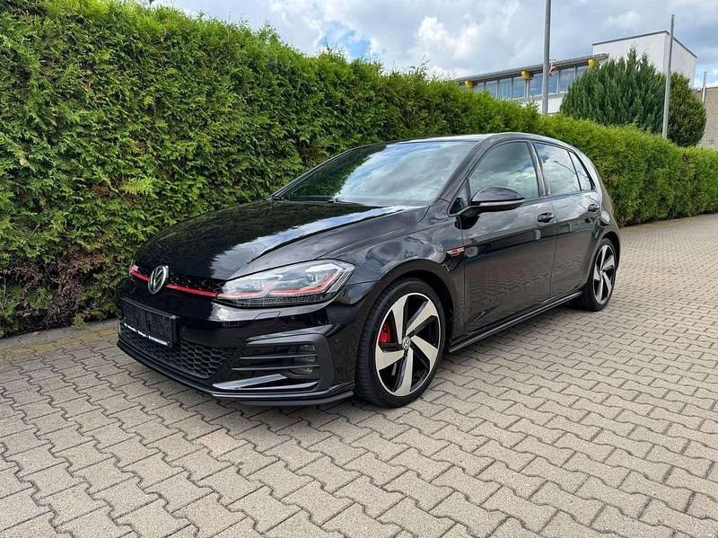 Deep black perleffekt Gebraucht 2020 VW Golf VIII GTI Kleinwagen | 21.900 € (Superpreis) - Bild 1/4